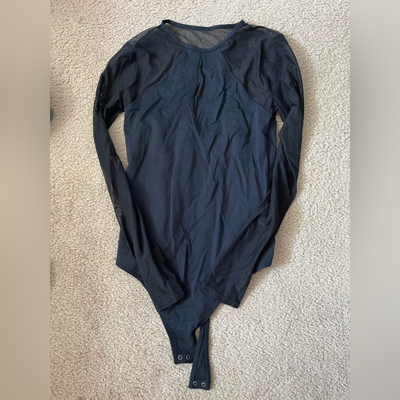 Abercrombie bodysuit size small no flaws - Picture 1 of 3